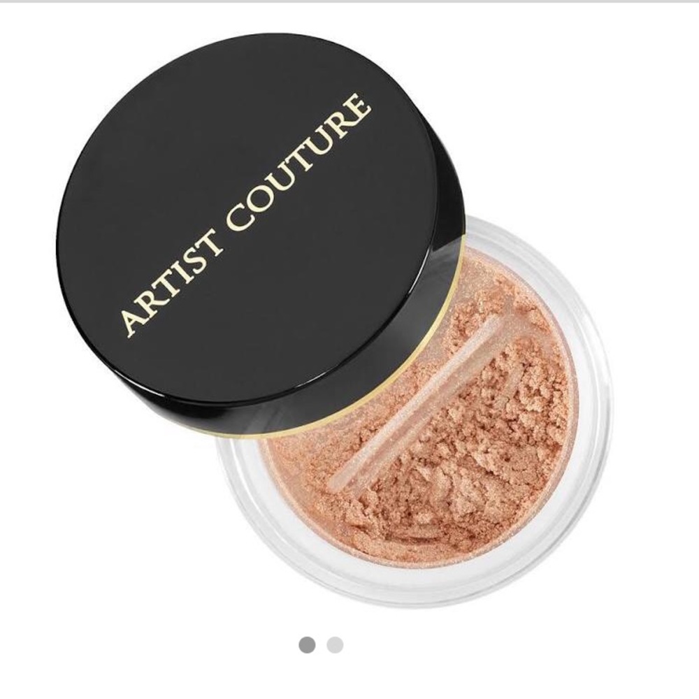 Artist couture diamond glow highlighter